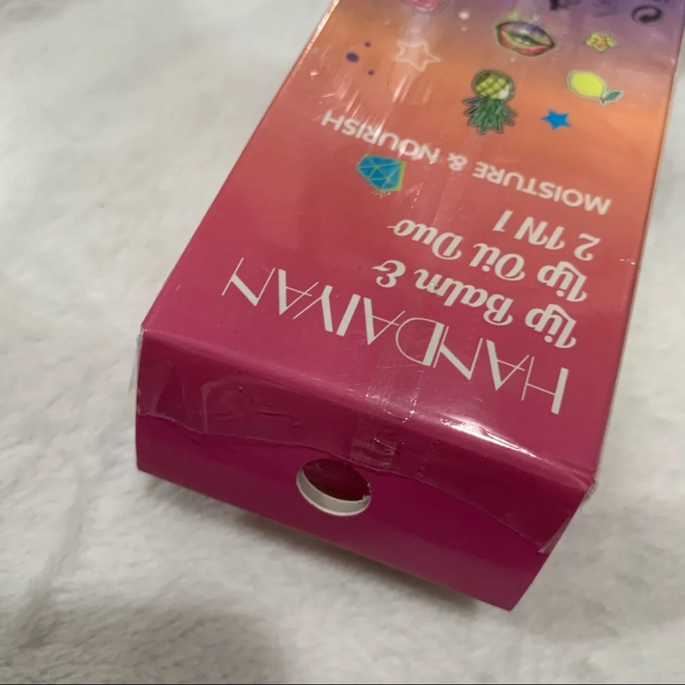 Yellow 2 in 1 Lollipop Lip Balm and Lip Gloss Oil Temperature Color Changing NIB